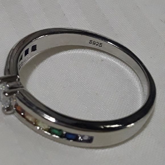 Love wins ring - Picture 6 of 9